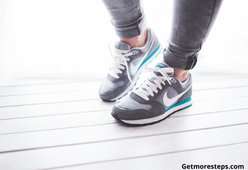How to Stop Your Shoes From Squeaking When Walking?